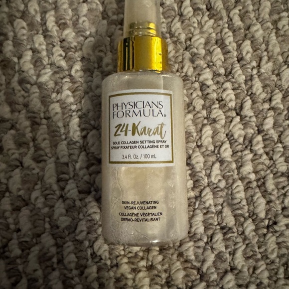 MAC Cosmetic Bag with Revlon and Physicans Formula Products - Picture 7 of 8